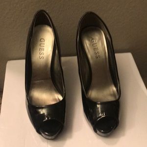 Guess patent black heels